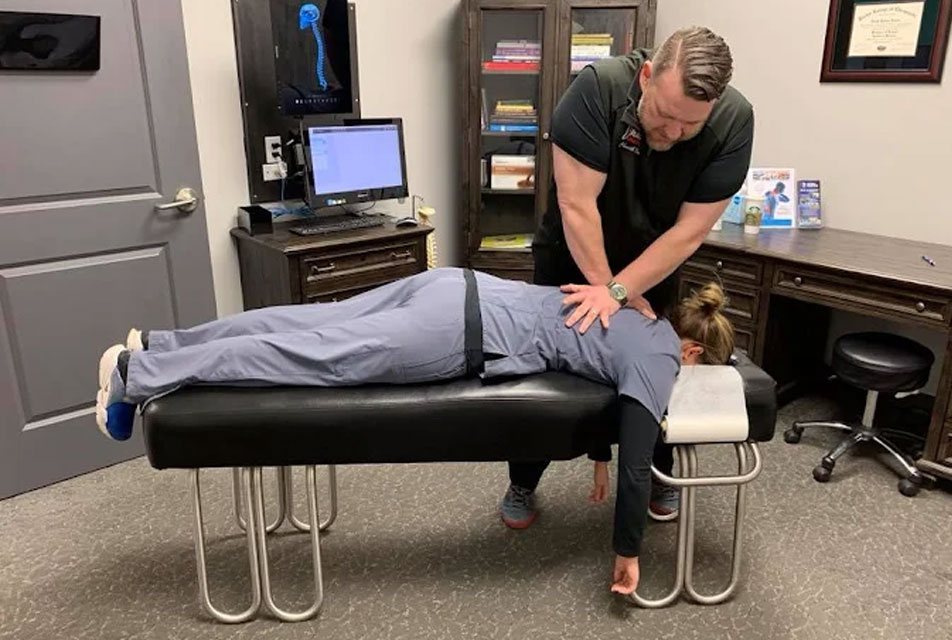 Travis Chiropractic In Tulsa treatment room 1