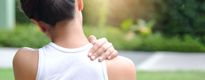 patient needing frozen shoulder treatment in Tulsa