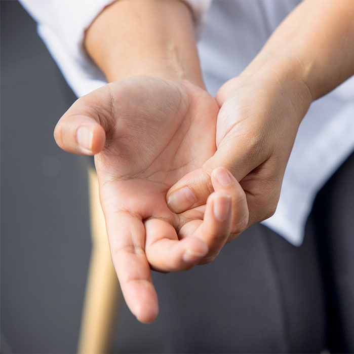 trigger finger chiropractor in Tulsa OK